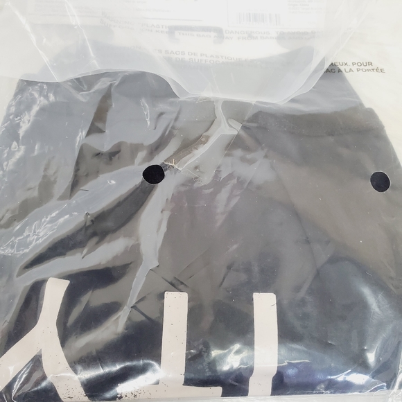 NWT TAKE PRIDE Equality Black Rainbow Pet Dog. Black Shirt Tee Size Large - Picture 4 of 5